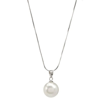 White Mother of Pearl Necklave